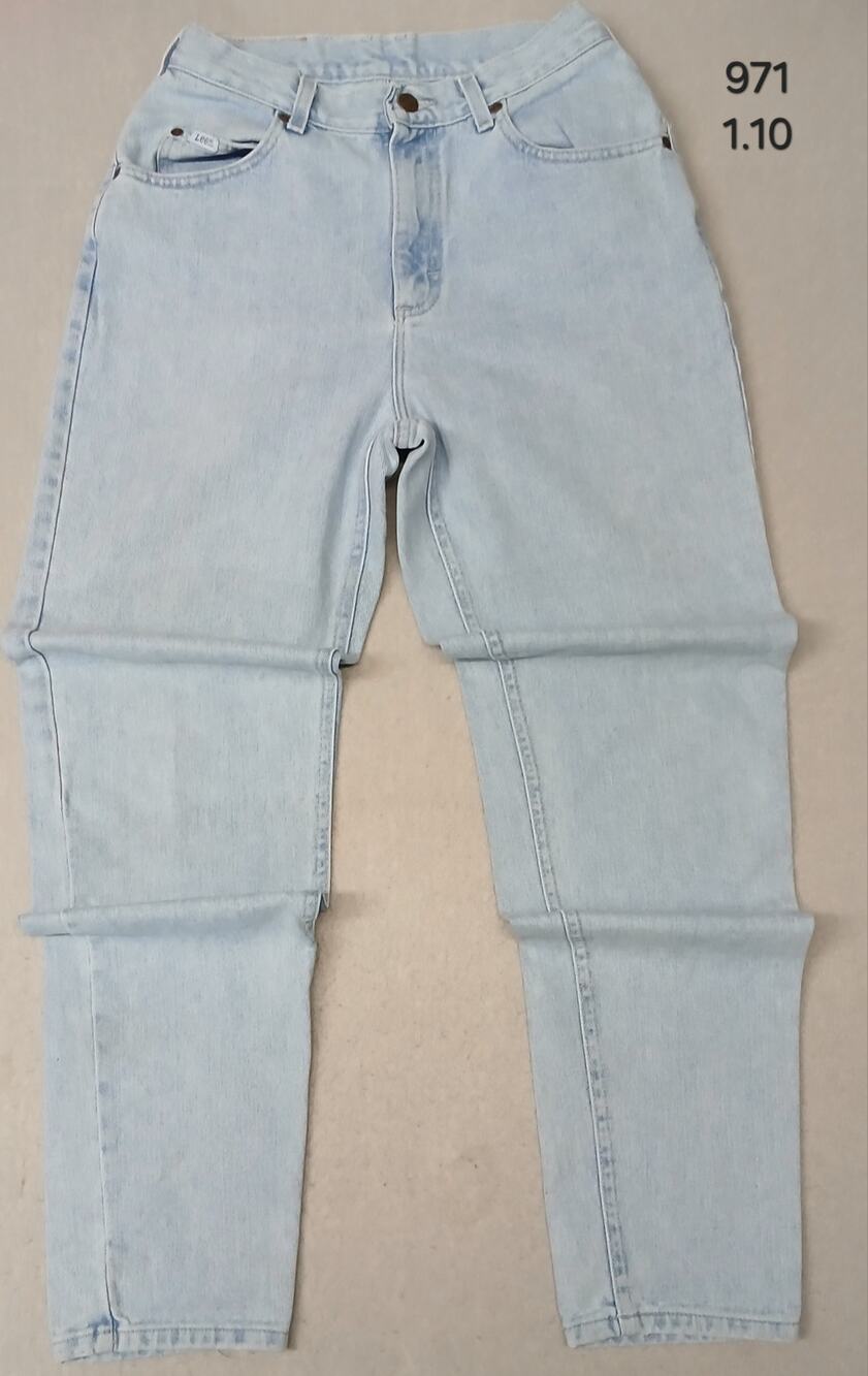 Lee (8L) Vintage Tapered Leg Light Denim Jeans